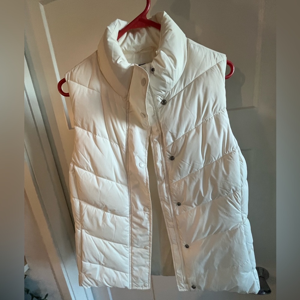 Gap Winter Vest- L